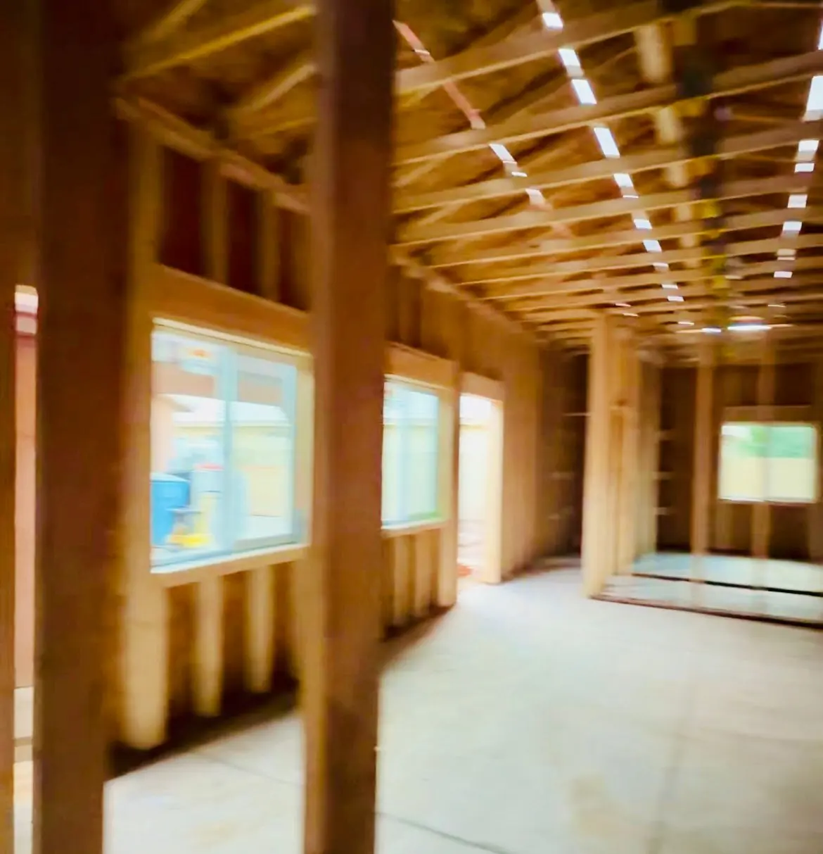 Estructura con ventanas instaladas